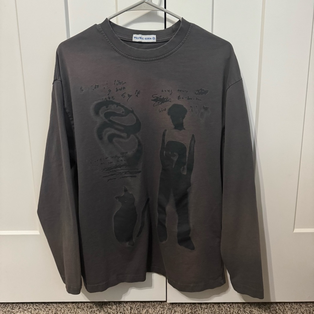 aelfric eden blurring shadow washed long sleeve tee